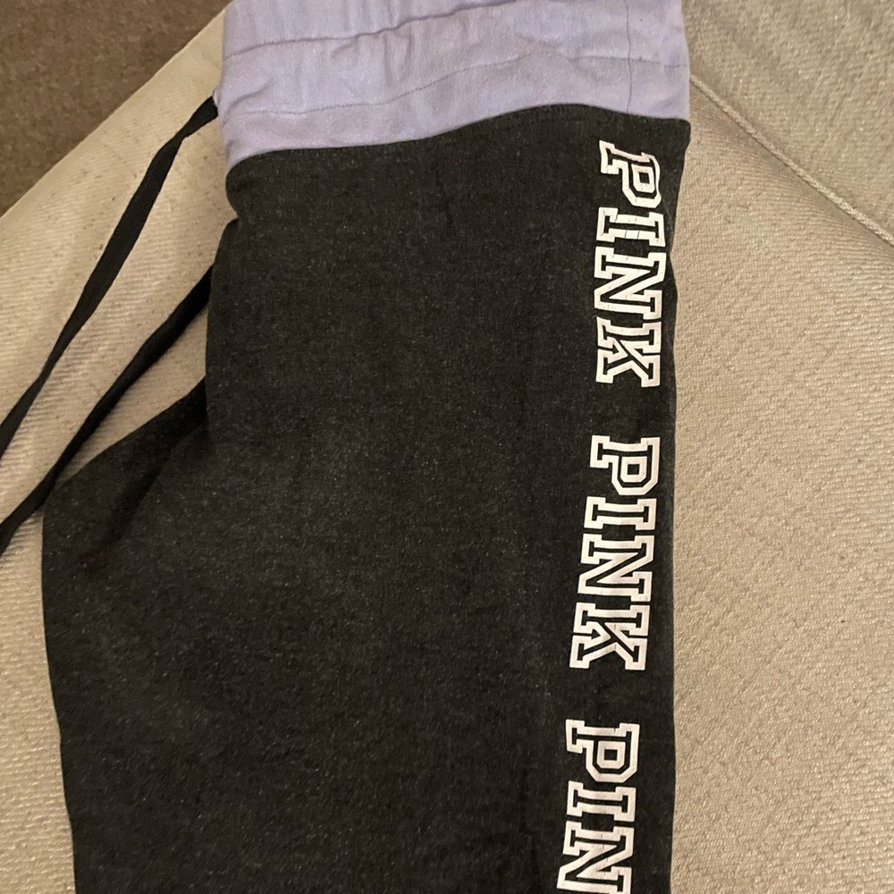 Yoga leggings by pink size small